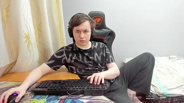 Chat +18 de iliaskrislove ao vivo