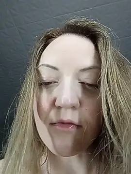 KattyLuuu's Live XXX Chat