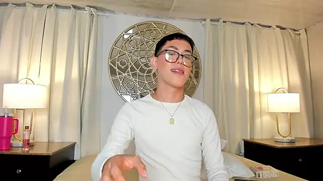 Živý XXX chat Iam_Caami_