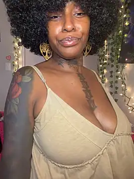 MistiSavannah's Live XXX Chat