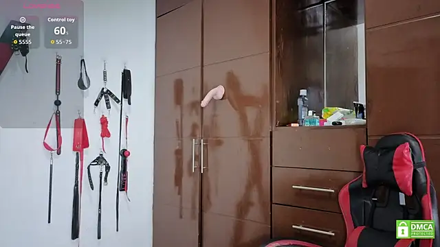 Mathias_LatinBoy Live XXX-Chat