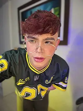 XXX chat uživo modela PRINCE_STEV