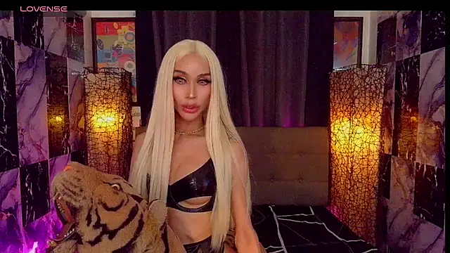 SeductiveSamanthaTS' Live XXX Chat