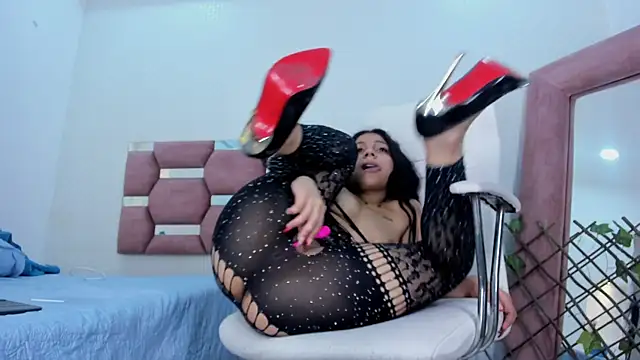 Mahyolen Chat XXX live