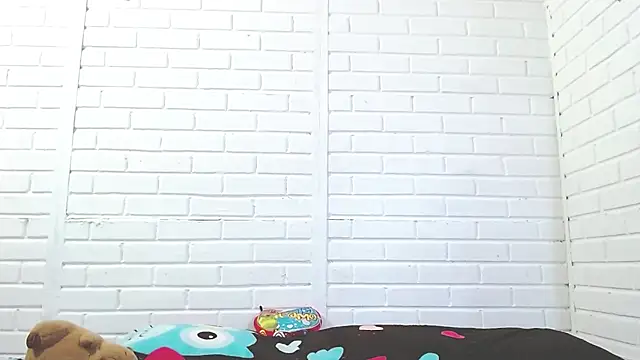 crystalstoneeのライブXXXチャット
