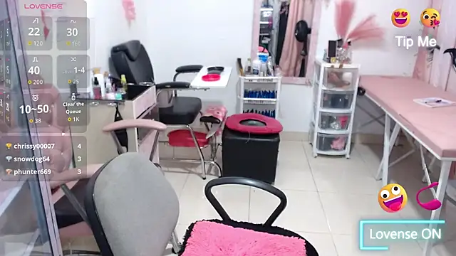 Chat +18 de titsbiglovers ao vivo