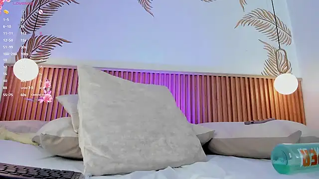 Valleriie_'s Live XXX Chat