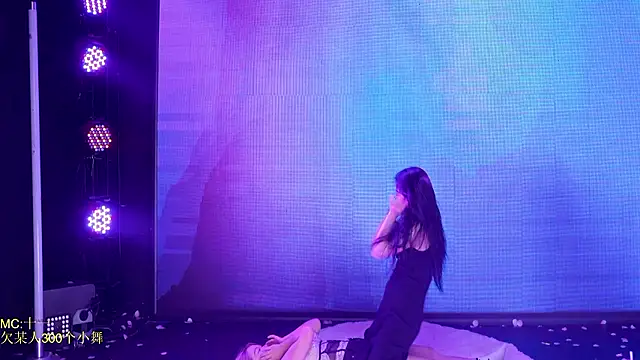 Red-666 Chat XXX live