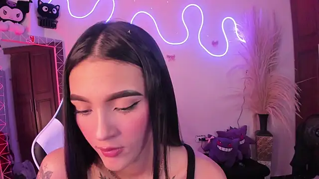 CarolineEvanss_11 live XXX chat