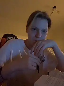 Chat +18 de MaryHiggins ao vivo