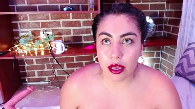 gatuwildhott's Live XXX Chat