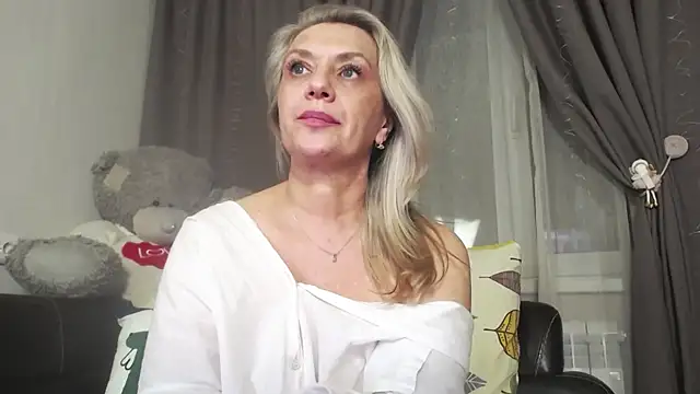 Chatroom XXX en direct de Alessandra92