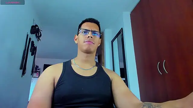 _John_Boy_ Live XXX-chat