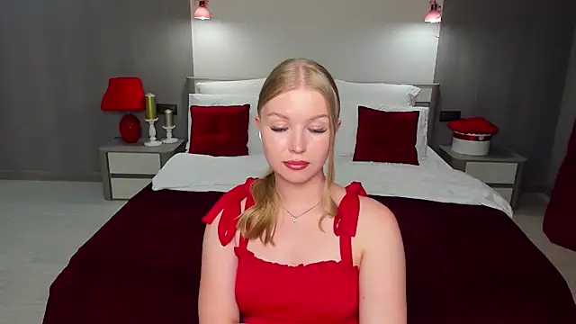 shy__lady élő XXX-chatje