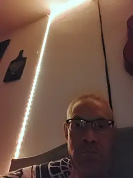 cjrrvjmooorewSghEtyGjky webcam show