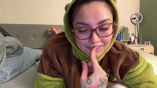 Chatroom XXX en direct de native_naya