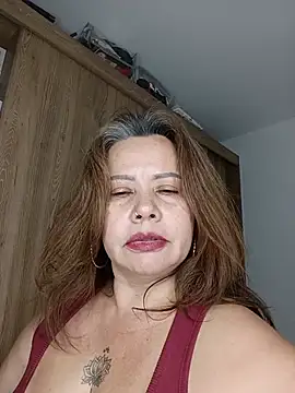Chat XXX ao vivo de DulceAnahi_