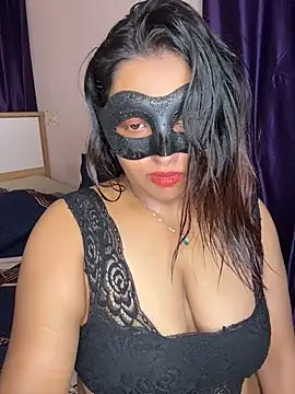 Chat XXX en directo de FantasyDesire