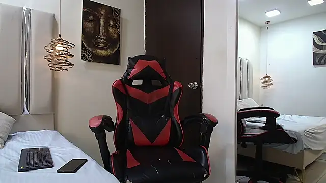 Онлайн чат XXX LeoDrake_