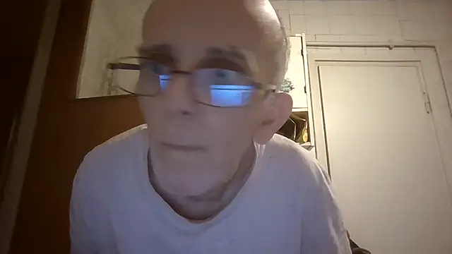 mariusica1@xh Chat XXX live