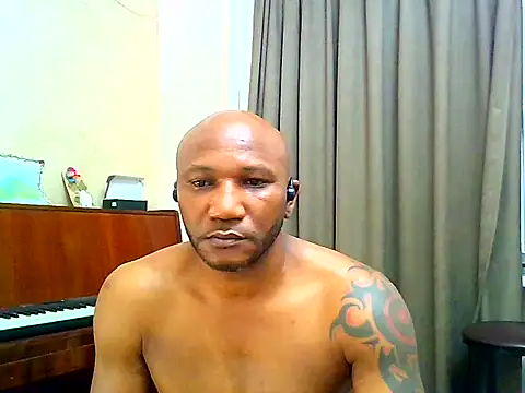 Chat +18 de Choco_Man ao vivo