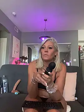 Lexi_Shocker লাইভ XXX চ্যাট