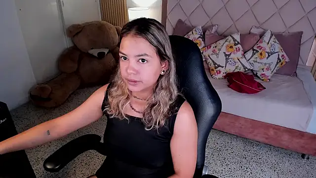 dulce_lyraa1's Live XXX Chat