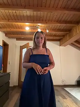 Naomi-Kleinn Live XXX chat