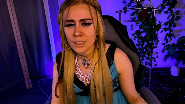 Kumiho_7777's Live XXX Chat