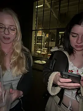 EllyNora Webcam-Show