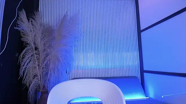 kittyBlossom_1's Live XXX Chat