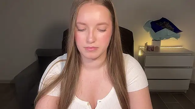 EvaMaddison Chat XXX in diretta