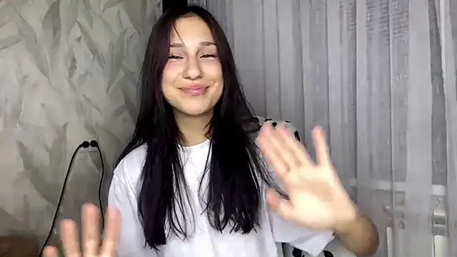 CarylOros Chat XXX in diretta
