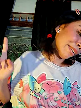 Dolli_virginpussy 现场XXX聊天