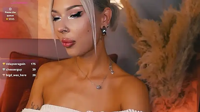دردشة Alaska_Lane الجنسية المباشرة