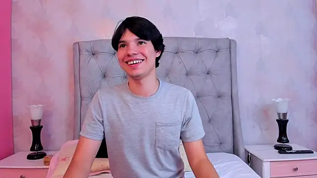 XXX chat uživo modela ColtonRyann