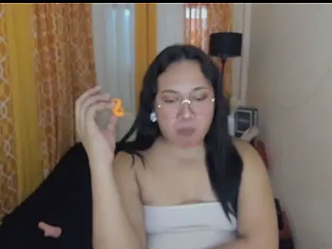 BigCockLexie XXX чат на живо