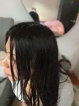 Valerie- Adlı Modelin Canlı XXX Sohbeti