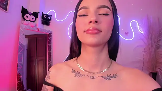 Živý XXX chat CarolineEvanss_11