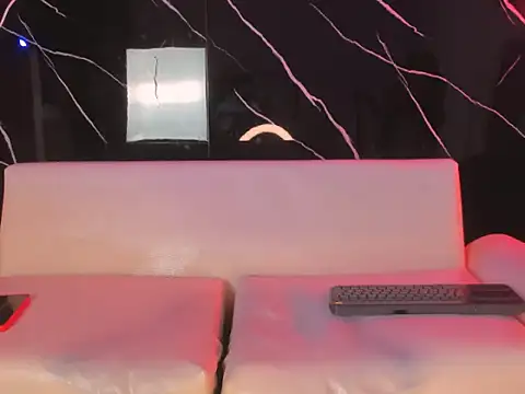 TitoBellのライブXXXチャット