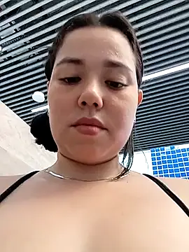 LaDiabla_31 Adlı Modelin Canlı XXX Sohbeti