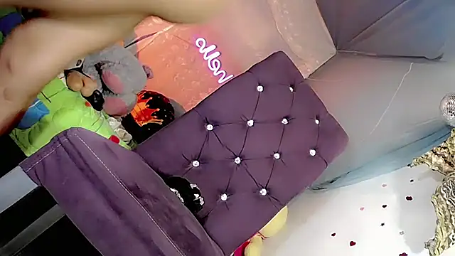 lilith-12n Live XXX chat