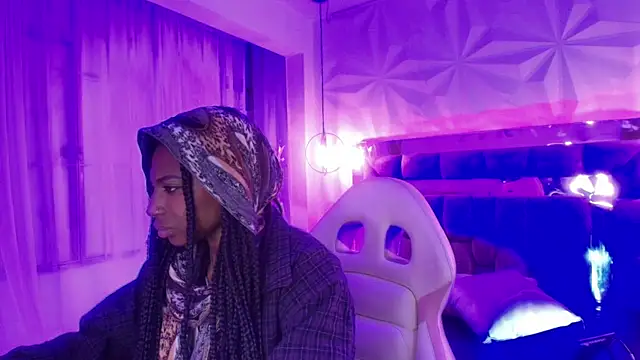 Queen_perla_'s Live XXX Chat