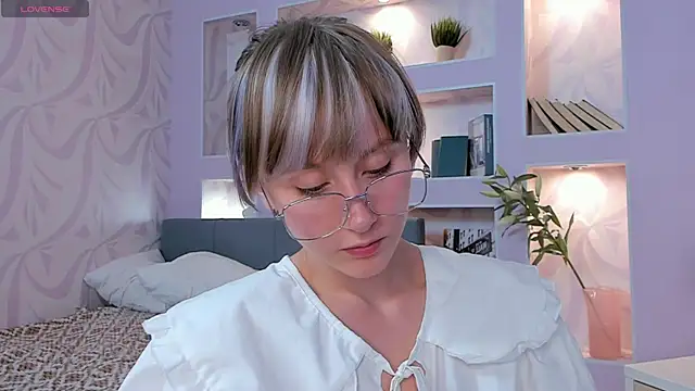 EthalBuffkin live XXX chat