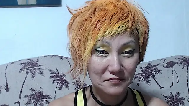 Chat XXX ao vivo de VERYHAPPYWOMANXXX