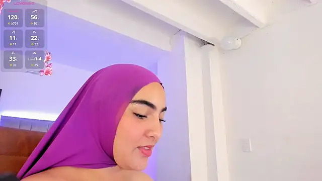 Malika_Noor Adlı Modelin Canlı XXX Sohbeti