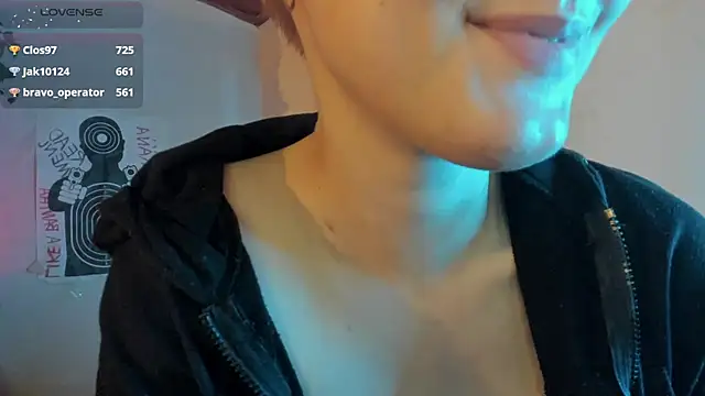 cos_operator Chat XXX in diretta