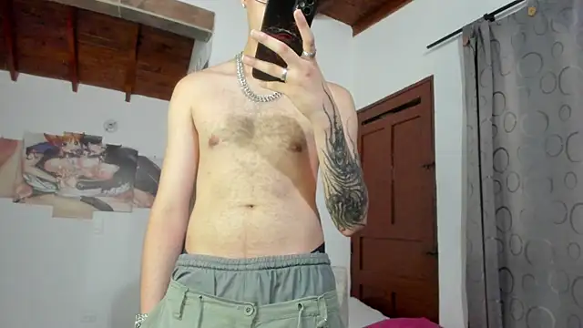 Vlad__night Chat XXX in diretta