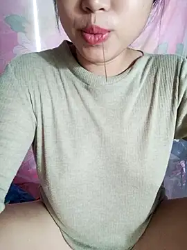 _YouAreMySunShine_'s Live XXX Chat