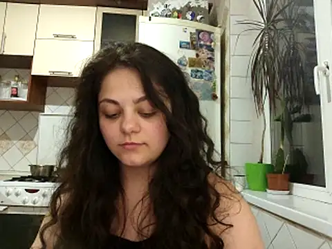 Chatroom XXX en direct de _Mikky_lil_